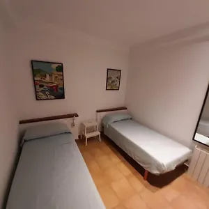  Hébergement de vacances Cal Montaner Casa 3 3 Banos Y Garaje